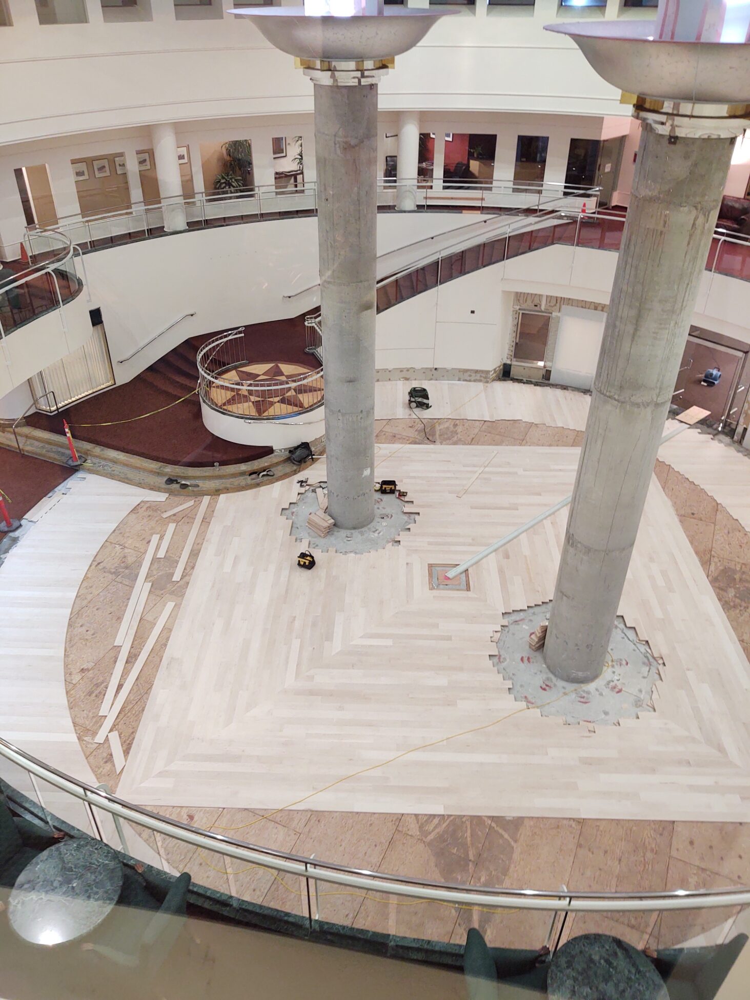 D-Lux crew working around the BOA Lobby Rotunda